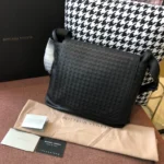 BV Briefcase Size: 32cm Black