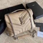 Satchel Size: 25cm Code: 392277