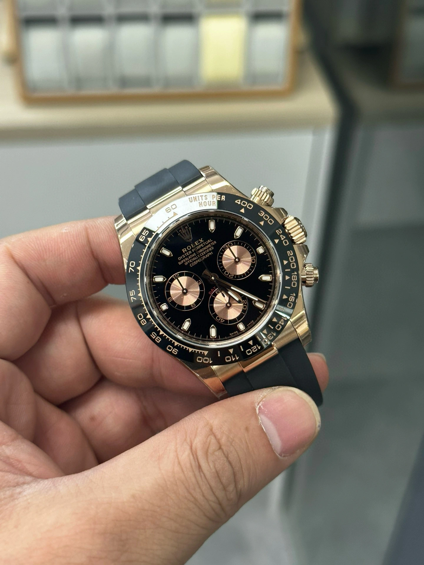 c5e332aec0708046bd4a2dc3d7230cd9-2.webp Daytona Super Clone 4130 Movement M116515 rose gold - Image 1