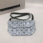 Miyake Life Size: 34*21*11.5CM