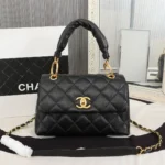 CHANE Sheepskin Hand Carry Crossbody Size: 25178cm Style Number: 68938