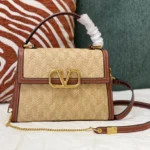 Valentino Model 0530M Size:25x15x11cm