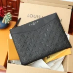 Model: M62937 Size: 29.5*21*1