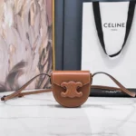 TRIOMPHE Cow Leather Handbag No.10J303DPQ.04LU Size:11 X 10 X 5cm
