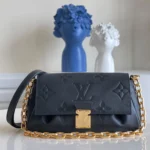 Model: M45813 Size: 24 x 14 x 9 cm