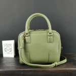Model: 204 Size: 19-18-11Amazona
