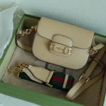 Model:658574 Size:20.5*14.5*5cm