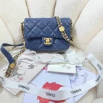 CHANEL Model: 037586ZP Size: 21cm